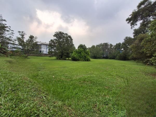Tanah Kavling di Taman Tekno BSD City Tangerang Banten 1 hektar