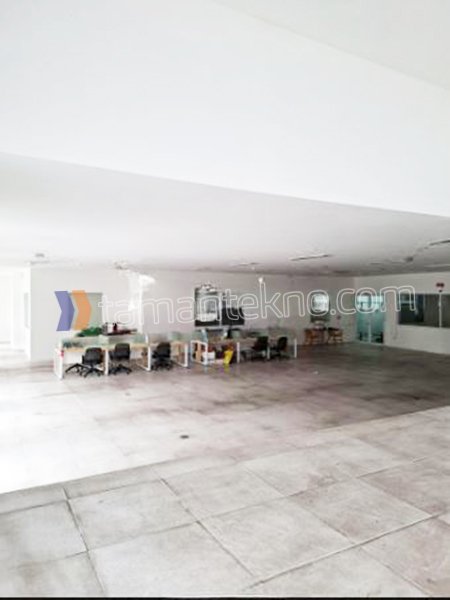 JUAL Gudang Siap Pakai di Taman Tekno BSD City Tangerang Selatan (3000/4000)